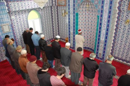 Simav'ın en büyük camisi jeotermalle ısıtılmaya başladı