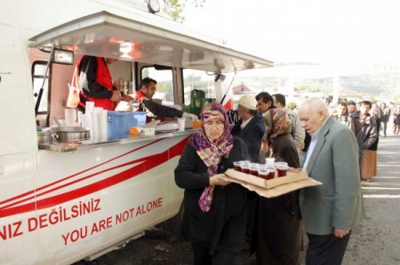 Simavlılar Dün Geceyi De Sokaklarda Geçirdi