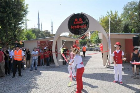 Simit festivali renkli görüntülere sahne oldu