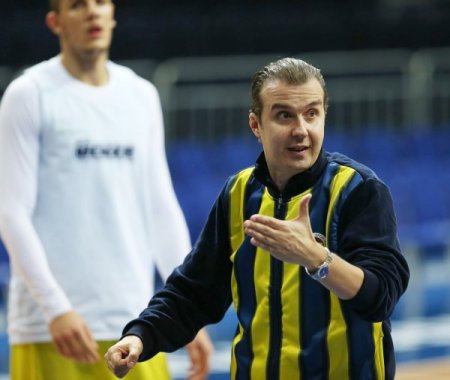 Simone Pianigiani: Gerçek şampiyona Top 16 turuyla birlikte başlayacak