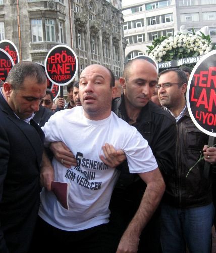 Sinagog Saldırılarında Hayatını Kaybedenler Anıldı