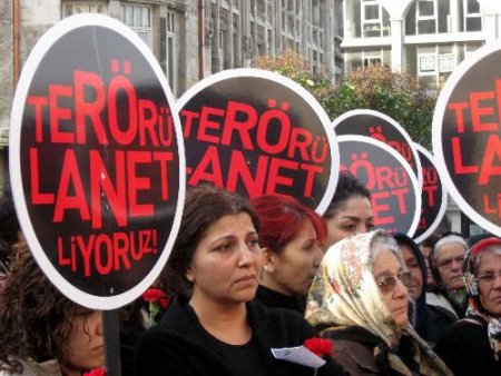 Sinagog Saldırılarında Hayatını Kaybedenler Anıldı