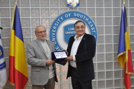 Sinan Aygün: Türk okulları gurbette sığınma kapımız (Özel)