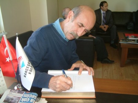 Sinan Bengier: Tiyatrocu olmaya babama borçluyum