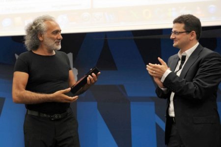 Sinan Çetin: İletişimde Önemli Olan İzleyicinin Kalbine Girmektir