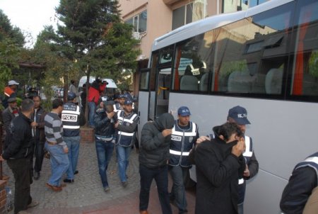 Sınav çetesi, tehdit edilen jokerin ihbarıyla çökertildi