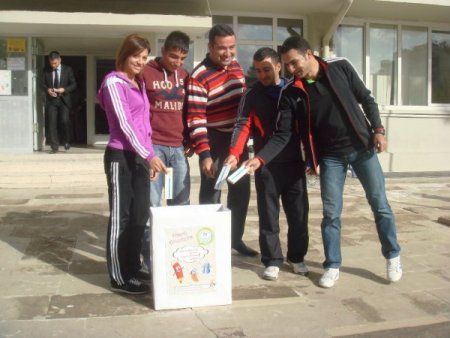 Sınavlarda dağıtılan ücretsiz kalemler, ihtiyaç sahiplerini sevindirecek