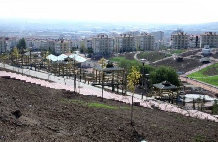 Sincan Belediyesi'nden Belören Dağı eteklerine Serapark
