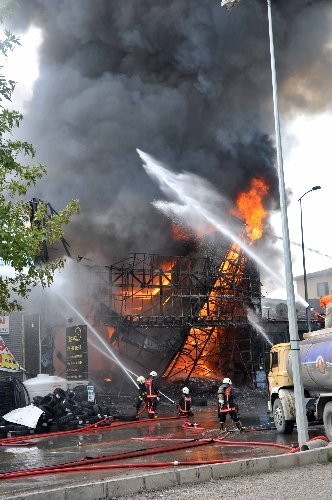 Sincan Organize Sanayi Bölgesi'nde yangın