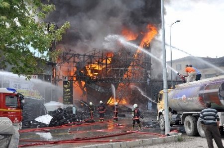Sincan Organize Sanayi Bölgesi'nde yangın