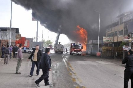 Sincan Organize Sanayi Bölgesi'nde yangın