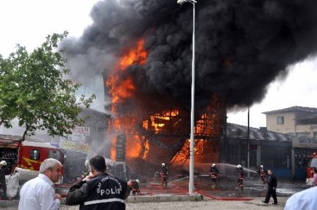 Sincan Organize Sanayi Bölgesi'nde yangın