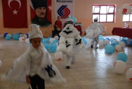 Sındırgı Belediyesi 27 Çocuğu Sünnet Ettirdi