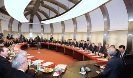 Sinecem: Tüm partileri ziyaret edeceğiz