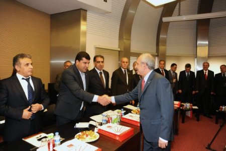 Sinecem: Tüm partileri ziyaret edeceğiz