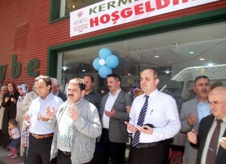 Sinop’ta ihtiyaç sahibi öğrenciler yararına kermes düzenlendi