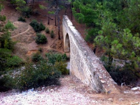 Sinop’un Boyabat ilçesinde tarihi üç su kemeri keşfedildi