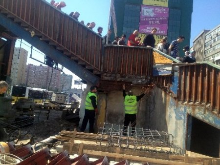 Şirinevler’de üst geçit çilesi sona erecek