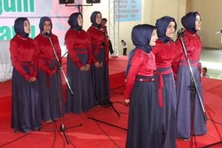 Şırnaklı minikler peygamber sevgisini aileleriyle paylaştı