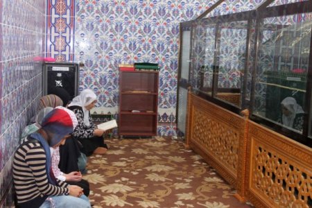 Şırnaklı Öğrenciler Ygs Öncesinde Nuh Nebi Türbesi'ne Akın Etti
