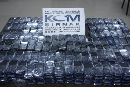 Şırnak’ta 10 kg esrar, 45 bin paket kaçak sigara ele geçirildi