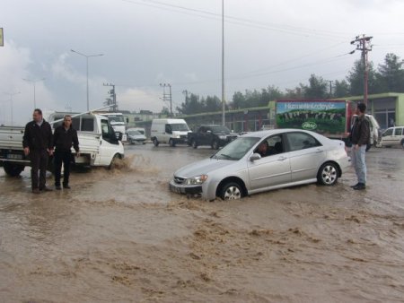Şırnak'ta 4 Gündür Kar Yağıyor