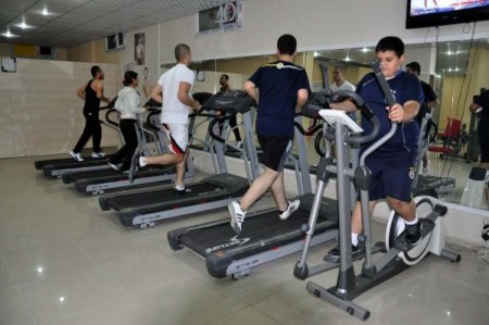 Şırnak’ta ilk kez açılan spor merkezi yoğun ilgi gördü