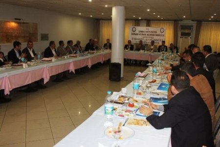 Şırnak'ta sanayi üniversite işbirliği masaya yatırıldı