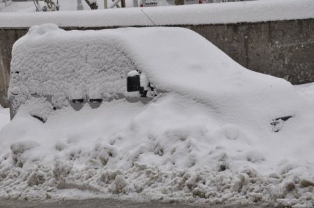 Şırnak’ta Yoğun Kar Yağışından Dolayı Köy Yolları Kapandı
