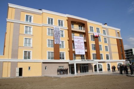 Şişli Belediyesi Van'da öğretmenevi yaptırıyor