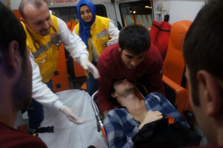 Şişli'de alkollü gençler birbirine girdi