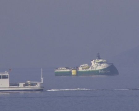 Sismik arama gemisi Tuzla açıklarında