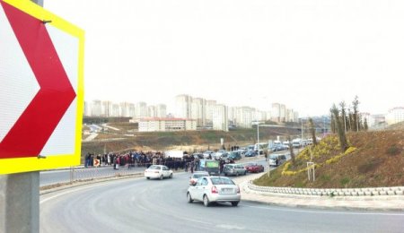 Site Sakinlerinden ‘ölüm Virajı’ Protestosu