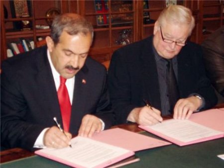 Sivas Belediyesi Ve Fransa'nın Clermont-ferrand Kenti Arasında Dostluk Ve İşbirliği Protokolü