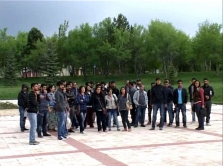 Sivas Cumhuriyet Üniversitesi'nde anadilde eğitim talebi