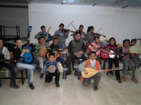 Sivas Eğitimciler Derneği'nden kardeş okula destek