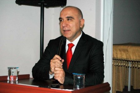 Sivas Emniyet Müdürü Kızılay, muhtarlarla bir araya geldi