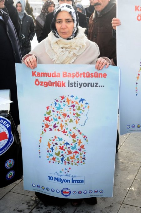 Sivas Memur-Sen'den kılık-kıyafet eylemi