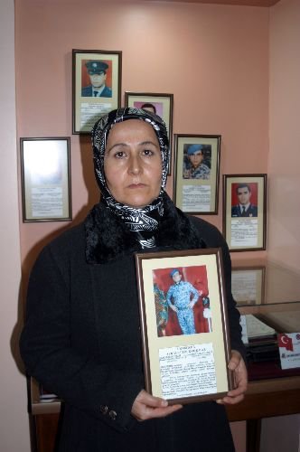 Sivas Şehit Aileleri Derneği Başkanı Hızal: Terörü Yok Etmek İçin Ortak Düşüncede Buluşun