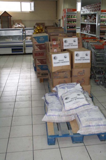 Sivas Ticaret Borsası, İhtiyaç Sahiplerine Yardım Eli Uzattı