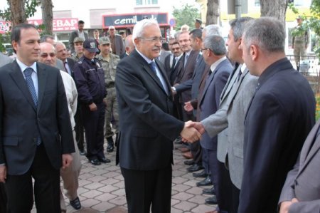 Sivas Valisi Zübeyir Kemelek, Suşehri’ni ziyaret etti