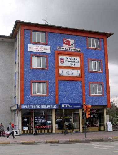 Sivas Ve Balıkesir'de Sahtecilik Operasyonu: 1 Doktor Ve Askerin De Olduğu 11 Kişi Gözaltında