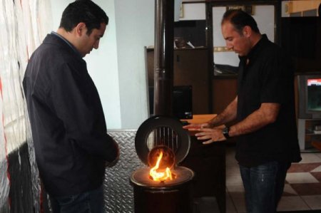 Sivas'ın Soğuğu Kendini Gösterdi: Temmuzda Soba Yaktılar