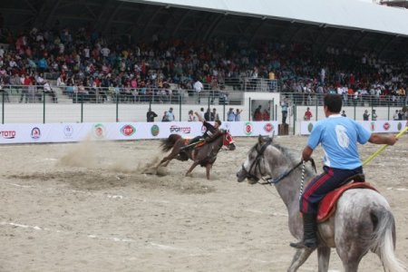 Sivaslı ciritçiler, Erzurumluları yendi