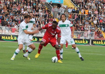 Sivasspor: 0 - Bursaspor: 1 (İlk yarı)