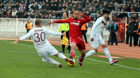Sivasspor: 1- Trabzonspor:0 (İlk Yarı)