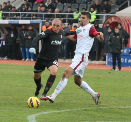 Sivasspor: 2 - Sanica Boru Elazığspor: 1 (ilk yarı)