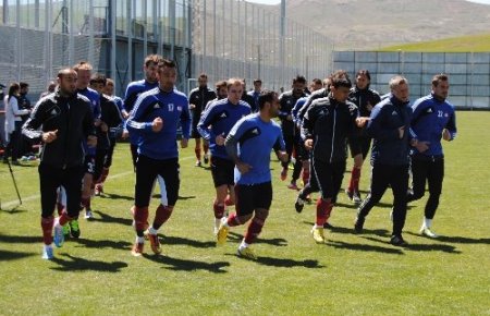 Sivasspor Teknik direktörü Çalımbay: Sezonun maçı olacak