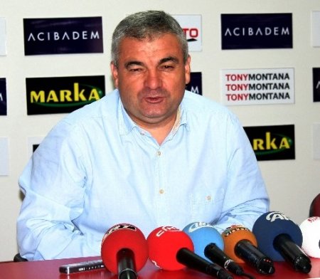 Sivasspor’da Çalımbay görevi bıraktığını açıkladı