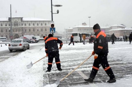 Sivas’ta 741 köy yolu ulaşıma kapalı